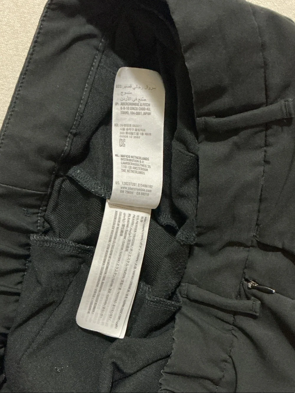 Abercrombie & Fitch Black Flat-Front Men’s Shorts